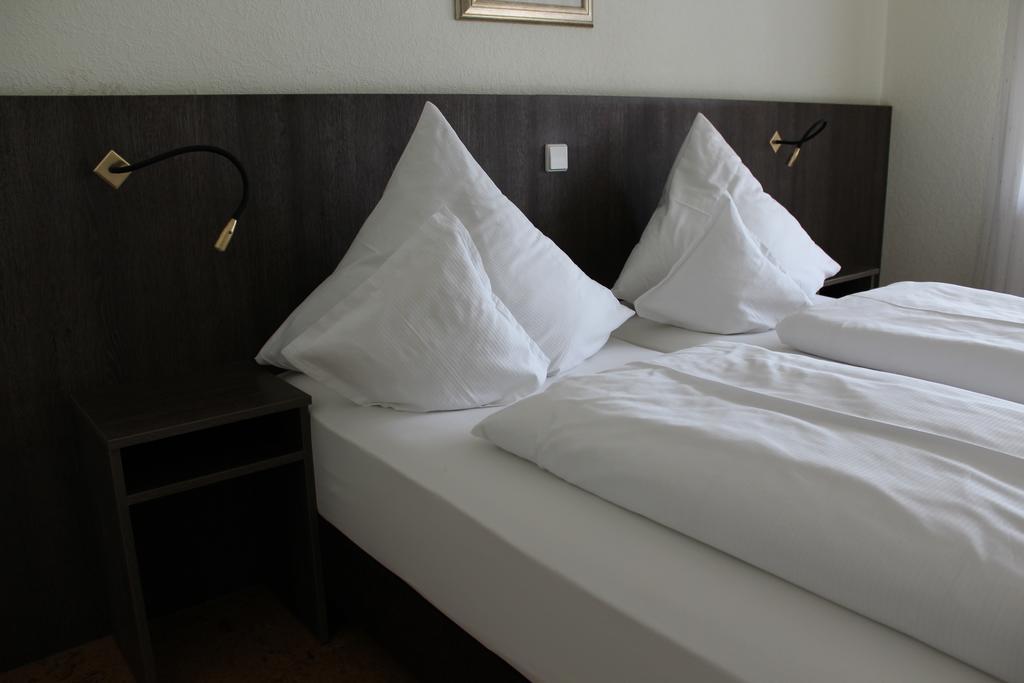 רוטנבורג Hotel Gasthof Roessle מראה חיצוני תמונה